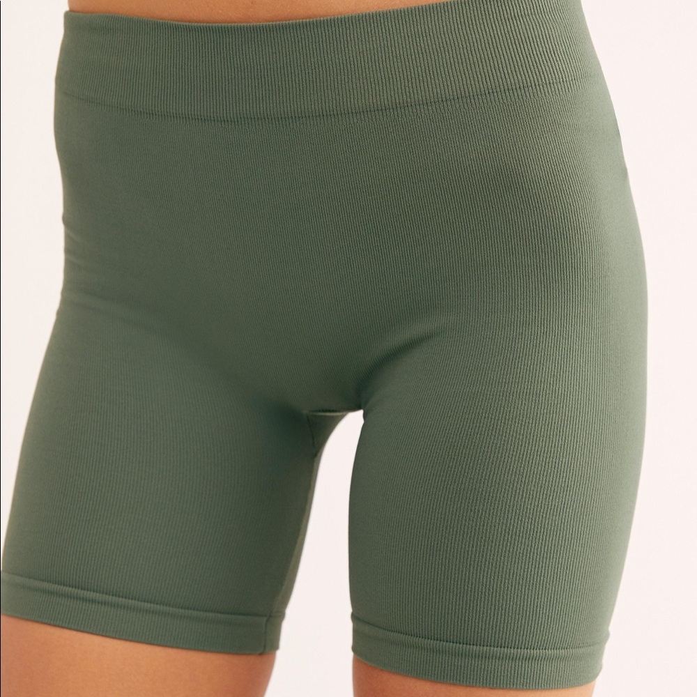2 pairs Free People Intimatly bike shorts XS NWOT